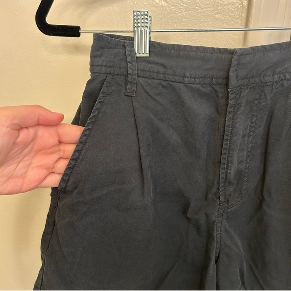 Good American High Rise Black Bermuda Shorts Women’s Size 1 - High Rise Denim - Picture 2 of 7